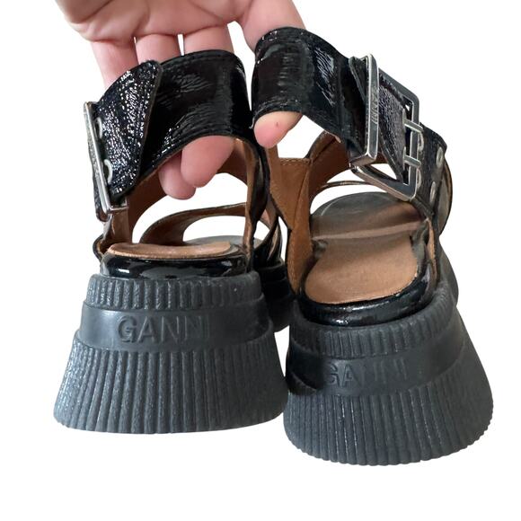 GANNI Chunky Patent Leather Sandals - Picture 7 of 9